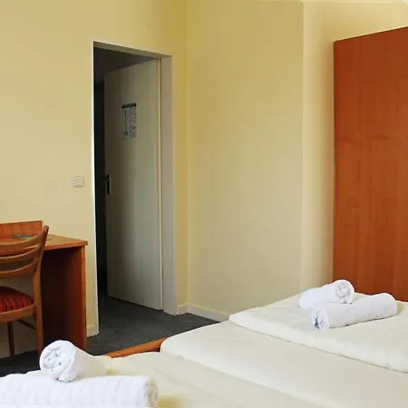 Autobahn Ost Hotel Pfungstadt